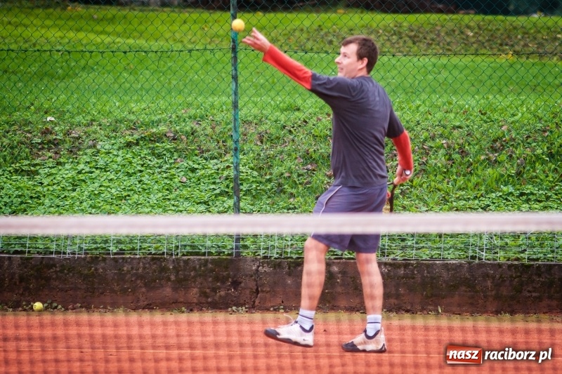 Zdjęcie w galerii na portalu naszraciborz.pl: Mistrzostwa Raciborza w tenisie ziemnym na kortach OSiR-u wiadomości z regionu