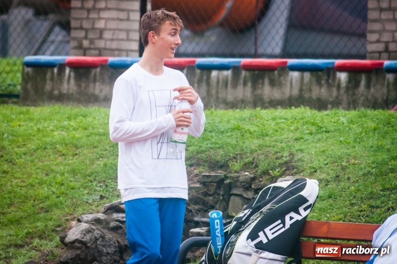 Zdjęcie w galerii na portalu naszraciborz.pl: Mistrzostwa Raciborza w tenisie ziemnym na kortach OSiR-u wiadomości z regionu