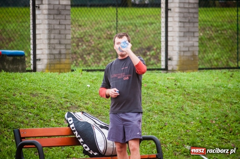 Zdjęcie w galerii na portalu naszraciborz.pl: Mistrzostwa Raciborza w tenisie ziemnym na kortach OSiR-u wiadomości z regionu