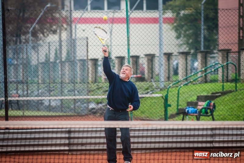 Zdjęcie w galerii na portalu naszraciborz.pl: Mistrzostwa Raciborza w tenisie ziemnym na kortach OSiR-u wiadomości z regionu