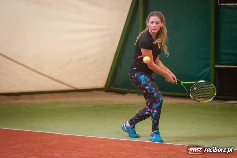 Zdjęcie w galerii na portalu naszraciborz.pl: Mistrzostwa Raciborza w tenisie ziemnym na kortach OSiR-u wiadomości z regionu