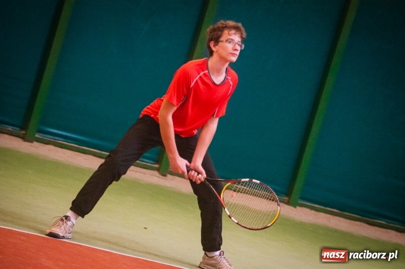 Zdjęcie w galerii na portalu naszraciborz.pl: Mistrzostwa Raciborza w tenisie ziemnym na kortach OSiR-u wiadomości z regionu