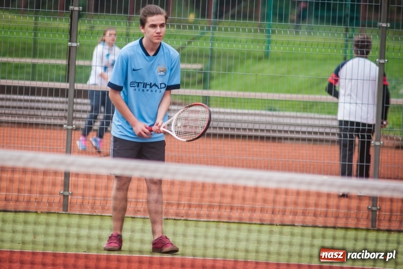 Zdjęcie w galerii na portalu naszraciborz.pl: Mistrzostwa Raciborza w tenisie ziemnym na kortach OSiR-u wiadomości z regionu