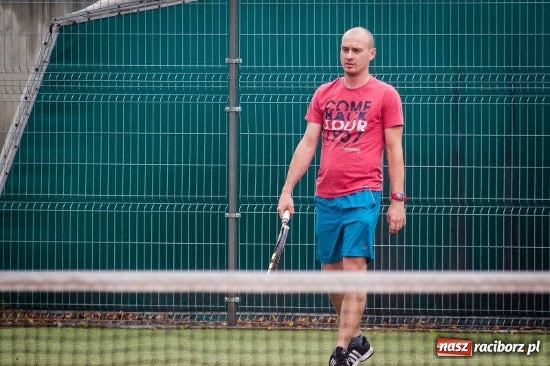 Zdjęcie w galerii na portalu naszraciborz.pl: Mistrzostwa Raciborza w tenisie ziemnym na kortach OSiR-u wiadomości z regionu