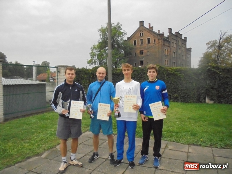 Zdjęcie w galerii na portalu naszraciborz.pl: Mistrzostwa Raciborza w tenisie ziemnym na kortach OSiR-u wiadomości z regionu