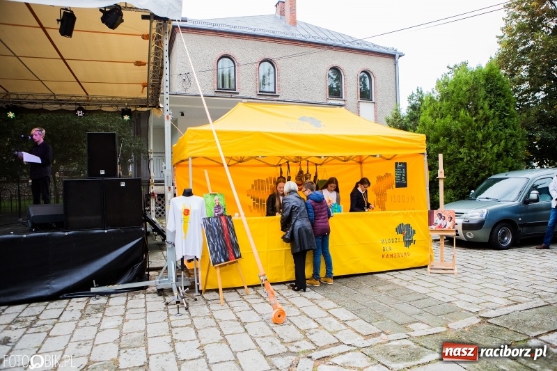 Zdjęcie w galerii na portalu naszraciborz.pl: Młodzi dla Kamerunu, czyli V Spotkanie z Afryką wiadomości z regionu