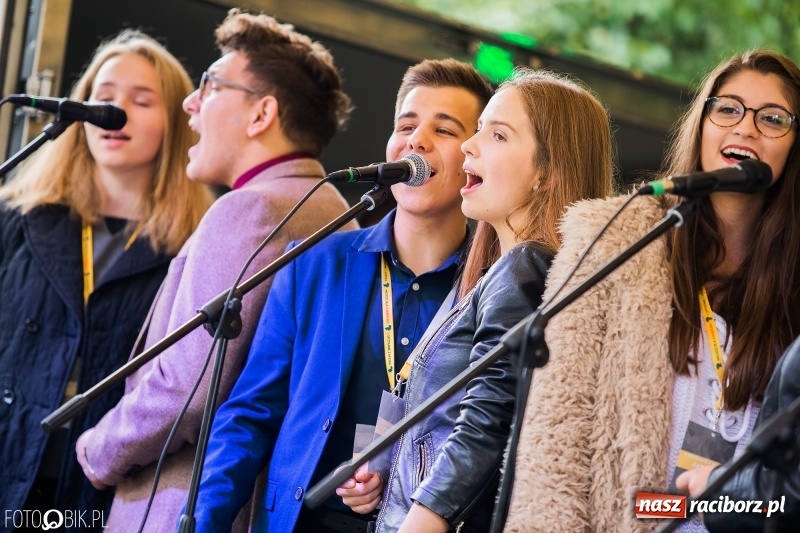 Zdjęcie w galerii na portalu naszraciborz.pl: Młodzi dla Kamerunu, czyli V Spotkanie z Afryką wiadomości z regionu