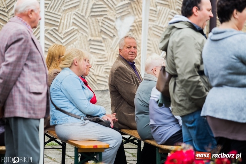 Zdjęcie w galerii na portalu naszraciborz.pl: Młodzi dla Kamerunu, czyli V Spotkanie z Afryką wiadomości z regionu