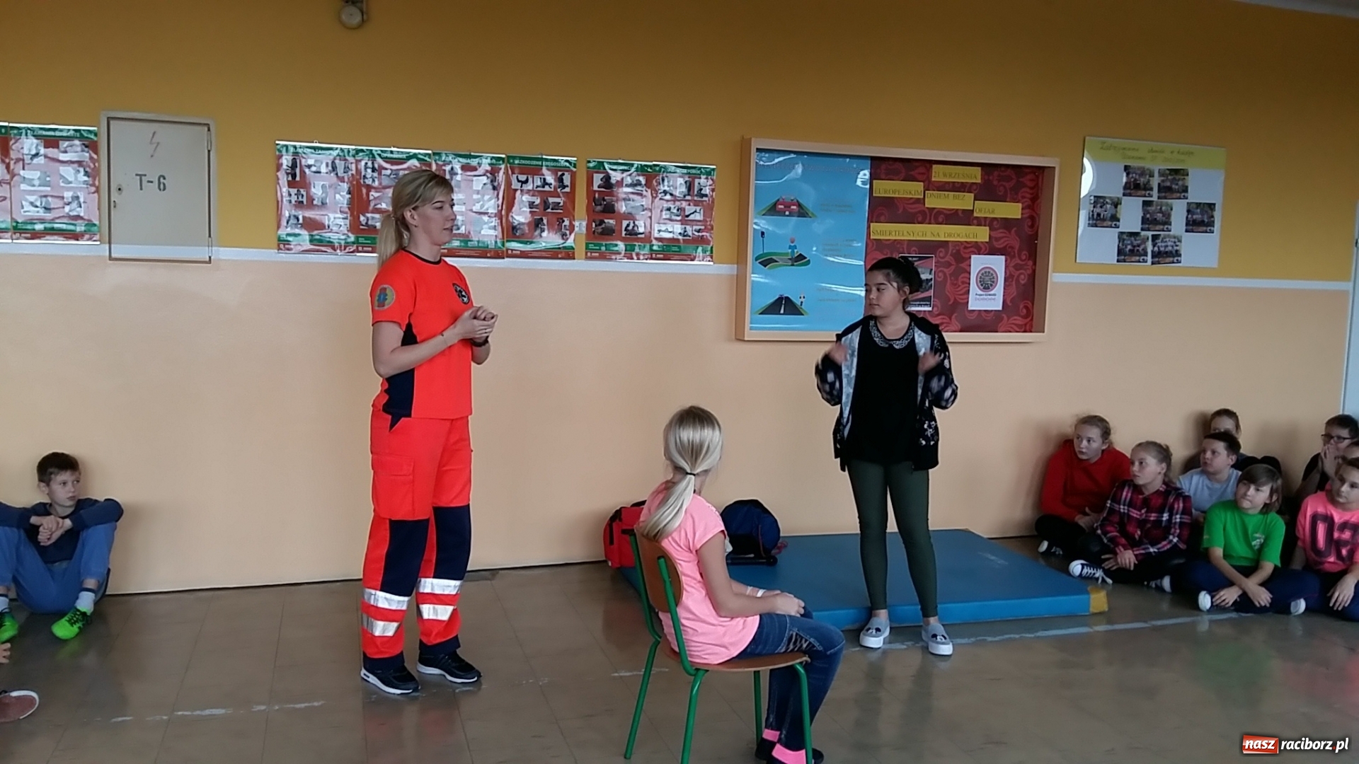 Zdjęcie w galerii na portalu naszraciborz.pl: Akcja EDWARD w Szkole Podstawowej w Krzanowicach wiadomości z regionu