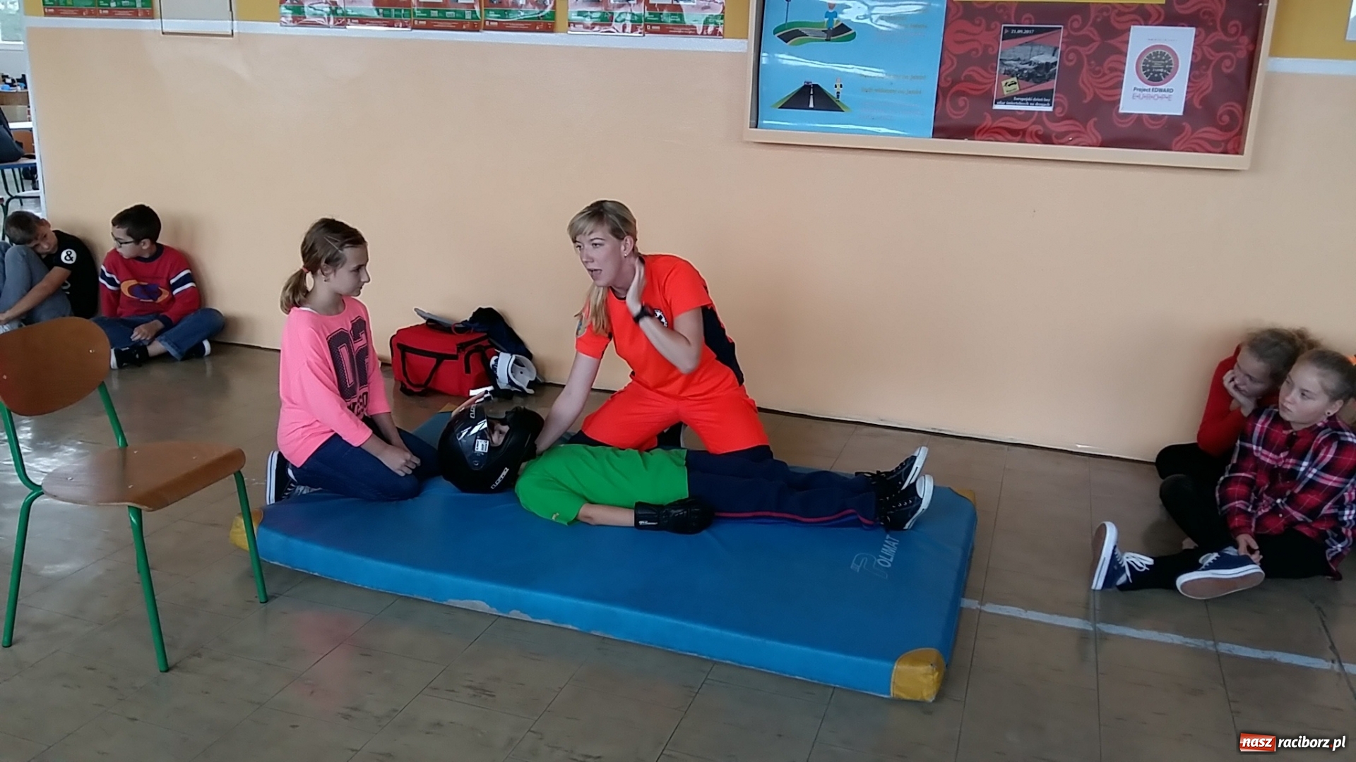 Zdjęcie w galerii na portalu naszraciborz.pl: Akcja EDWARD w Szkole Podstawowej w Krzanowicach wiadomości z regionu