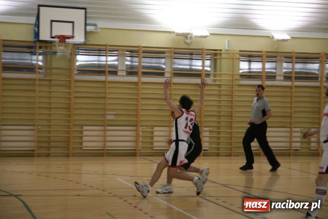 Zdjęcie w galerii na portalu naszraciborz.pl: Koszykarska niedziela wiadomości z regionu