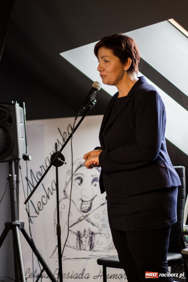 Zdjęcie w galerii na portalu naszraciborz.pl: Poddasze z głową, czyli chwila refleksji przed odlotem  wiadomości z regionu