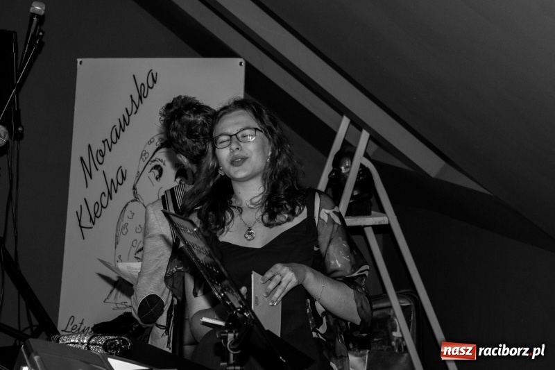 Zdjęcie w galerii na portalu naszraciborz.pl: Poddasze z głową, czyli chwila refleksji przed odlotem  wiadomości z regionu