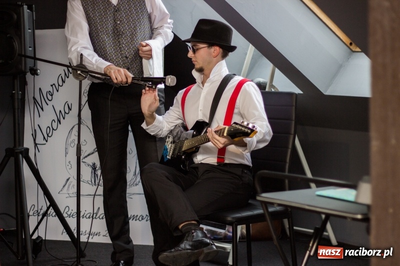 Zdjęcie w galerii na portalu naszraciborz.pl: Poddasze z głową, czyli chwila refleksji przed odlotem  wiadomości z regionu