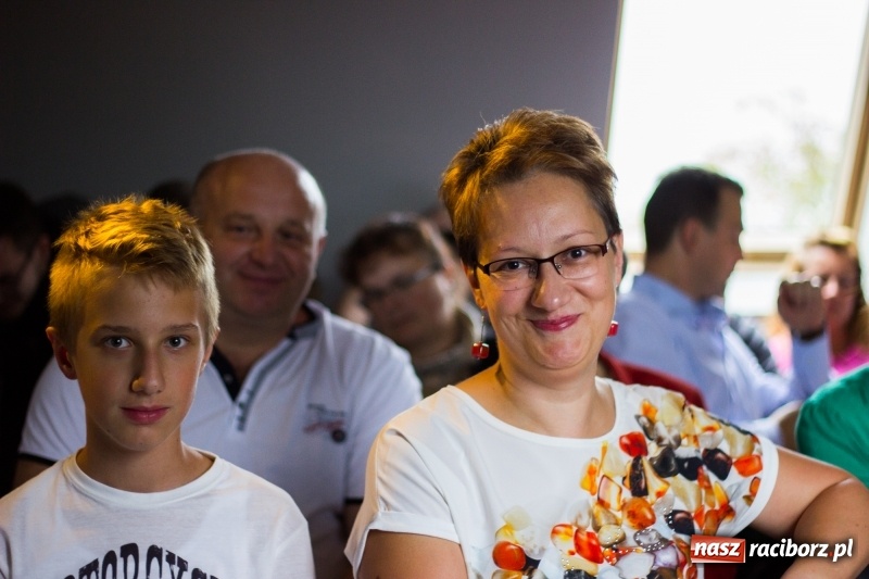 Zdjęcie w galerii na portalu naszraciborz.pl: Poddasze z głową, czyli chwila refleksji przed odlotem  wiadomości z regionu