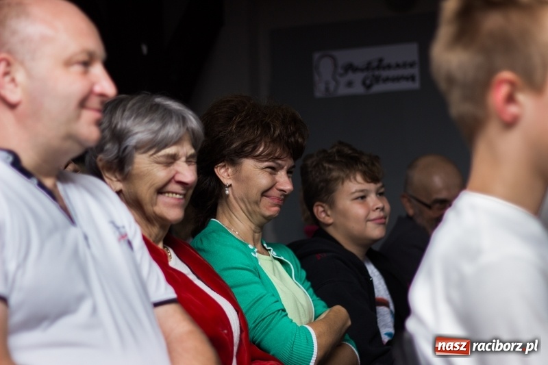 Zdjęcie w galerii na portalu naszraciborz.pl: Poddasze z głową, czyli chwila refleksji przed odlotem  wiadomości z regionu