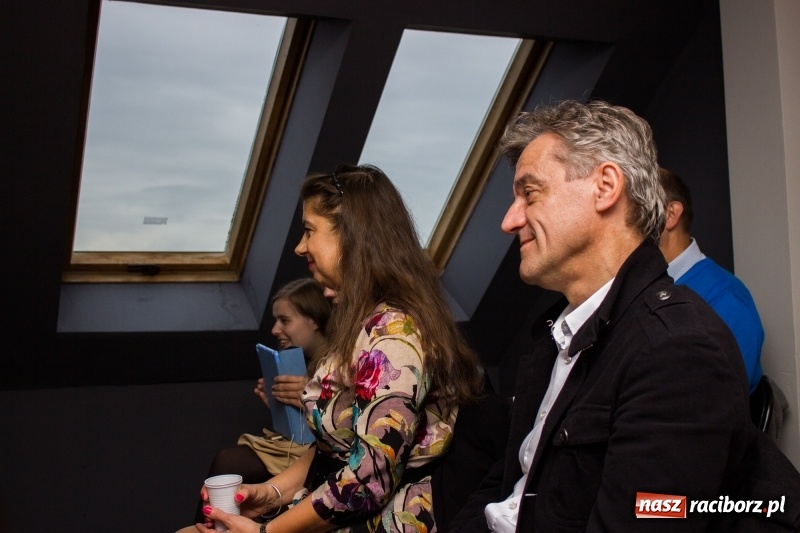 Zdjęcie w galerii na portalu naszraciborz.pl: Poddasze z głową, czyli chwila refleksji przed odlotem  wiadomości z regionu