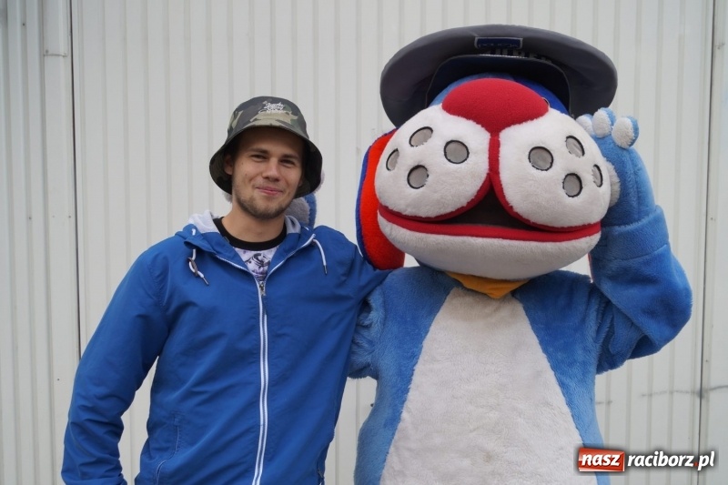 Zdjęcie w galerii na portalu naszraciborz.pl: Klub Strefa żegna lato i zaprasza do siebie wiadomości z regionu