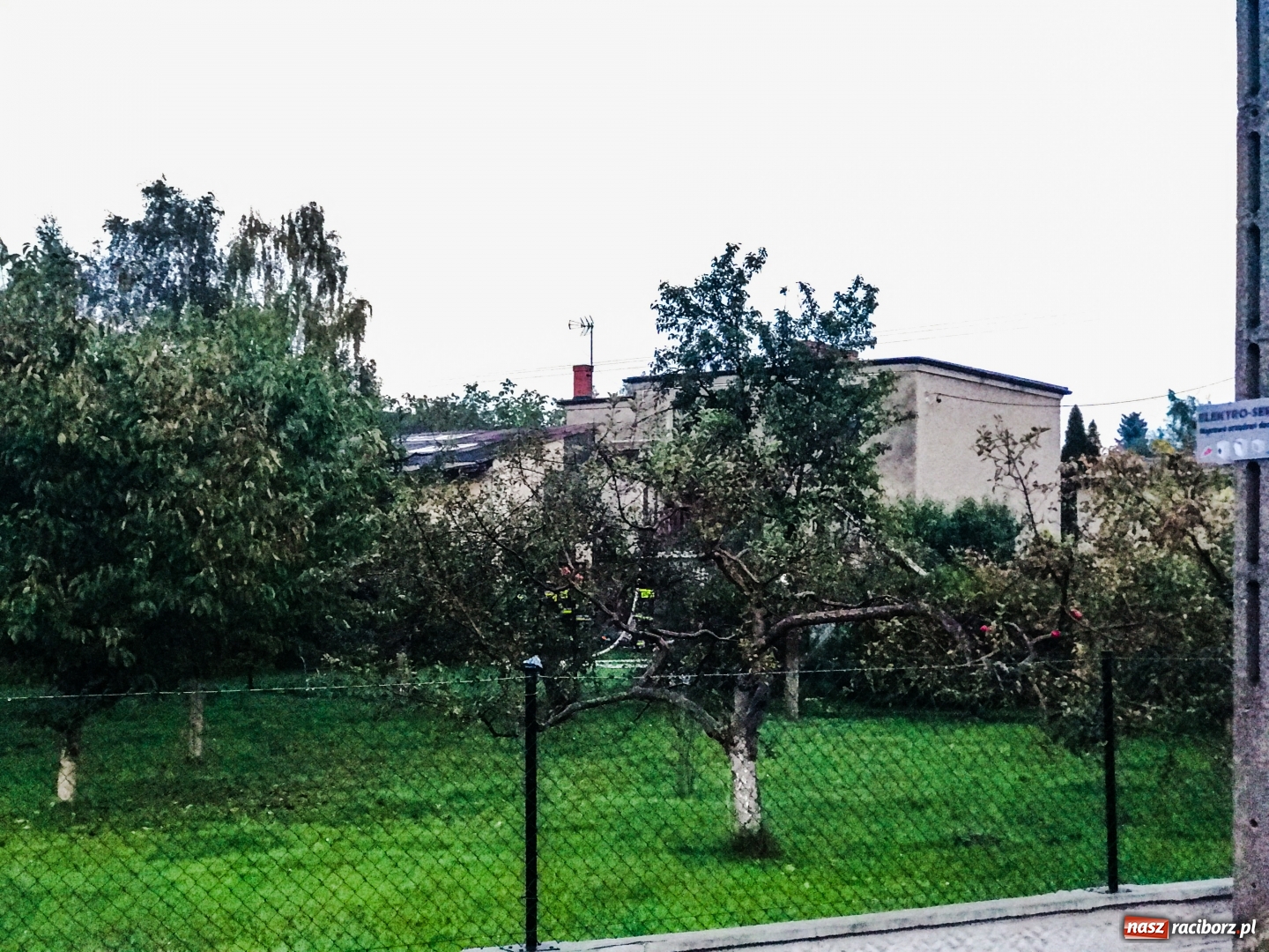 Zdjęcie w galerii na portalu naszraciborz.pl: Pożar garażu na posesji w Markowicach  wiadomości z regionu