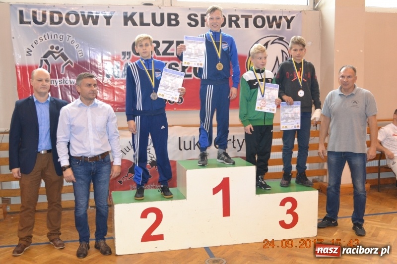 Zdjęcie w galerii na portalu naszraciborz.pl: Udany start młodzików Unii w Namysłowie wiadomości z regionu