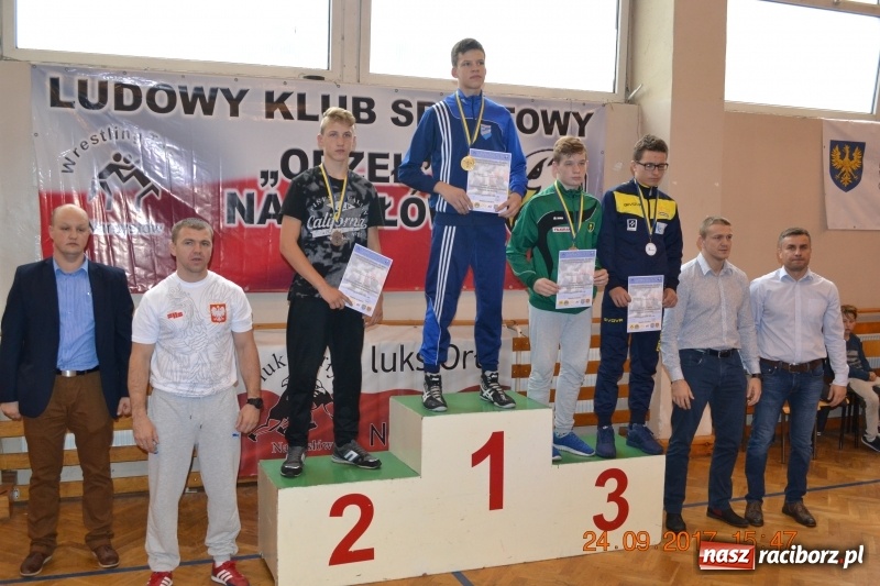 Zdjęcie w galerii na portalu naszraciborz.pl: Udany start młodzików Unii w Namysłowie wiadomości z regionu