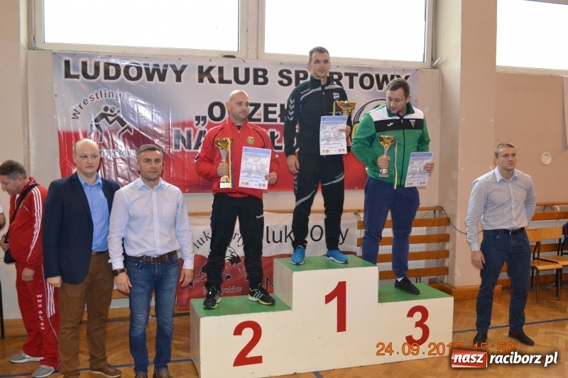 Zdjęcie w galerii na portalu naszraciborz.pl: Udany start młodzików Unii w Namysłowie wiadomości z regionu