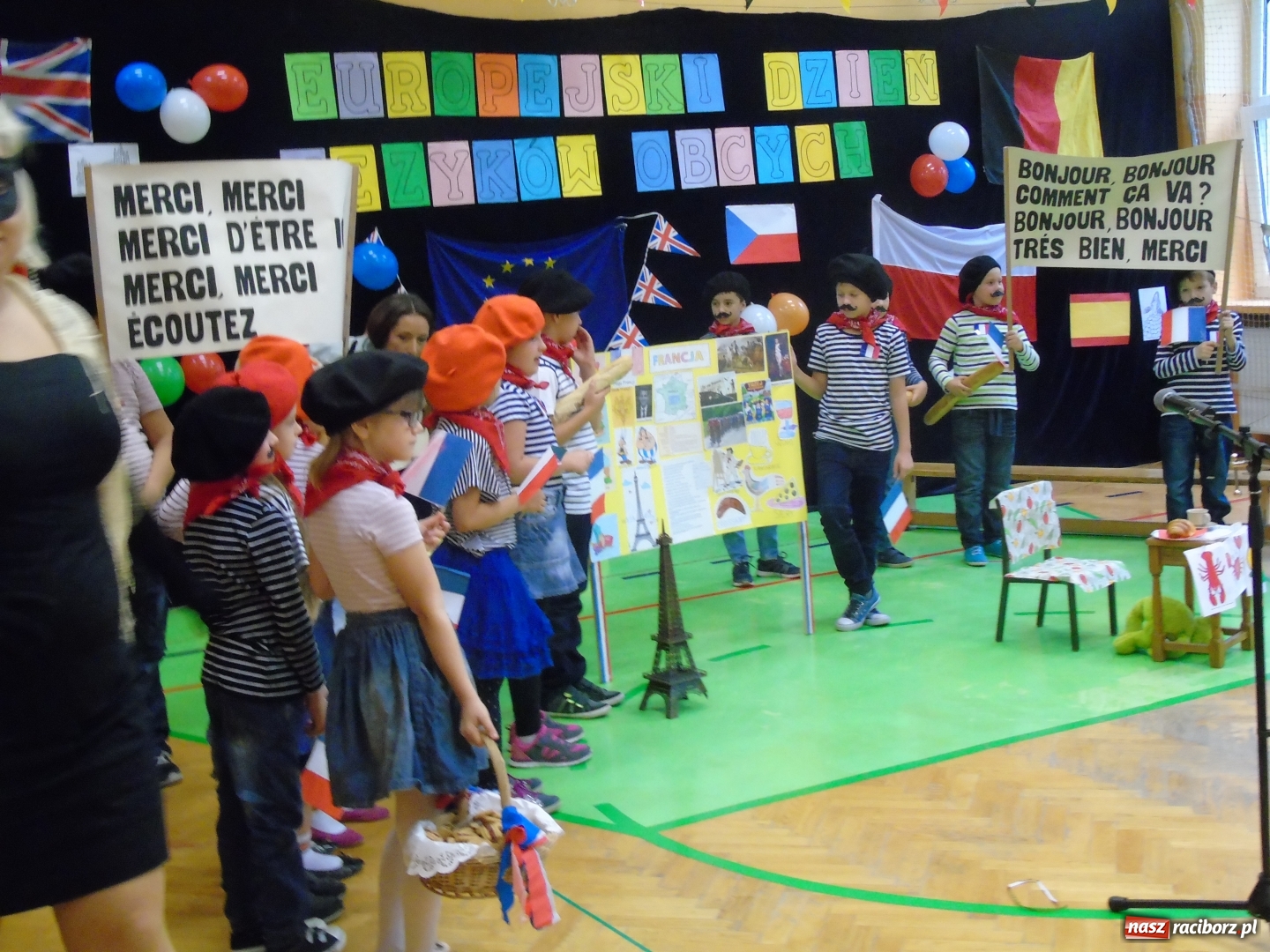 Zdjęcie w galerii na portalu naszraciborz.pl: Europejski Dzień Języków Obcych w SP 13  wiadomości z regionu
