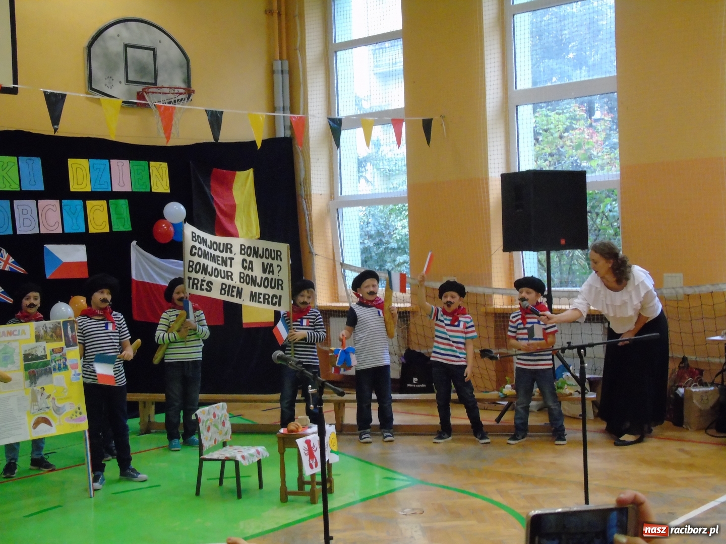 Zdjęcie w galerii na portalu naszraciborz.pl: Europejski Dzień Języków Obcych w SP 13  wiadomości z regionu