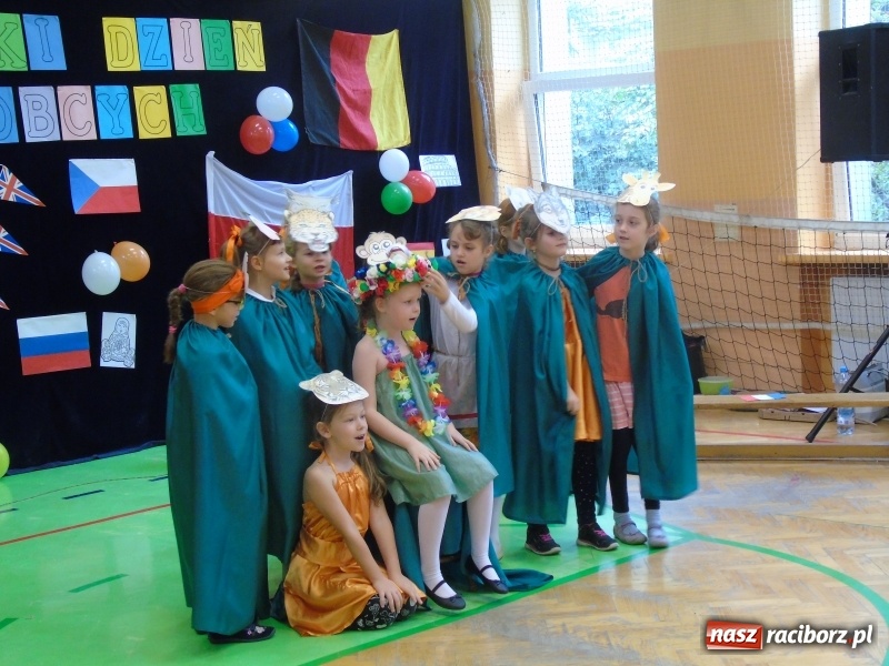 Zdjęcie w galerii na portalu naszraciborz.pl: Europejski Dzień Języków Obcych w SP 13  wiadomości z regionu