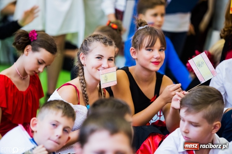 Zdjęcie w galerii na portalu naszraciborz.pl: Europejski Dzień Języków Obcych w SP 13  wiadomości z regionu