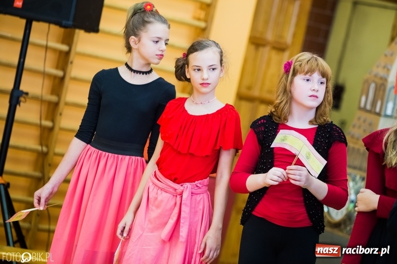 Zdjęcie w galerii na portalu naszraciborz.pl: Europejski Dzień Języków Obcych w SP 13  wiadomości z regionu