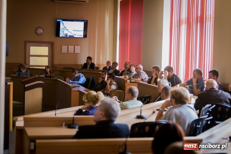 Zdjęcie w galerii na portalu naszraciborz.pl: Skandynawska prostota kontra baśniowy klimat. Raciborzanie dyskutowali o ul. Długiej wiadomości z regionu