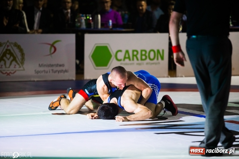 Zdjęcie w galerii na portalu naszraciborz.pl: Porażka MKZ Unii Racibórz na inaugurację PWPW Krajowej Ligi Zapaśniczej wiadomości z regionu