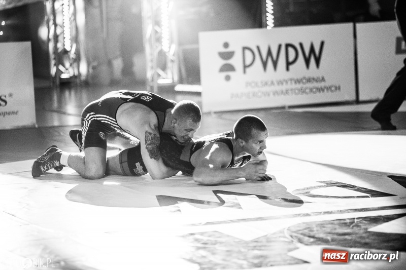 Zdjęcie w galerii na portalu naszraciborz.pl: Porażka MKZ Unii Racibórz na inaugurację PWPW Krajowej Ligi Zapaśniczej wiadomości z regionu