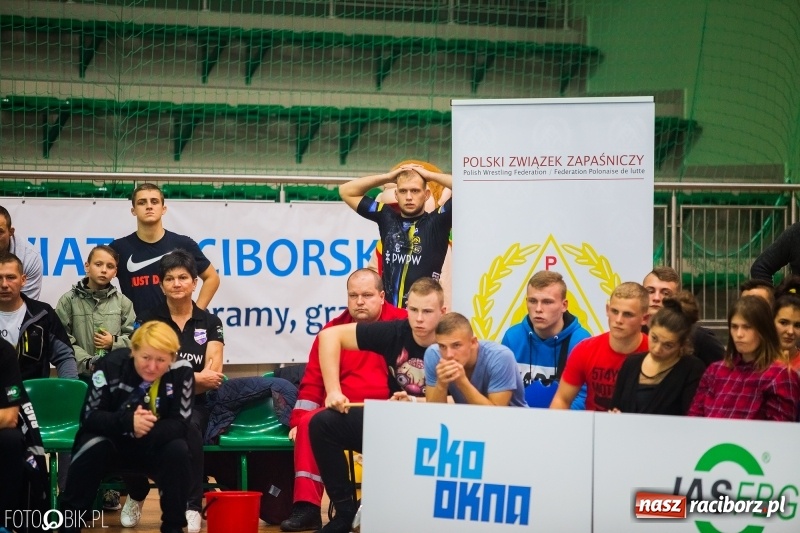 Zdjęcie w galerii na portalu naszraciborz.pl: Porażka MKZ Unii Racibórz na inaugurację PWPW Krajowej Ligi Zapaśniczej wiadomości z regionu