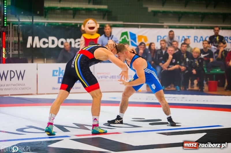 Zdjęcie w galerii na portalu naszraciborz.pl: Porażka MKZ Unii Racibórz na inaugurację PWPW Krajowej Ligi Zapaśniczej wiadomości z regionu