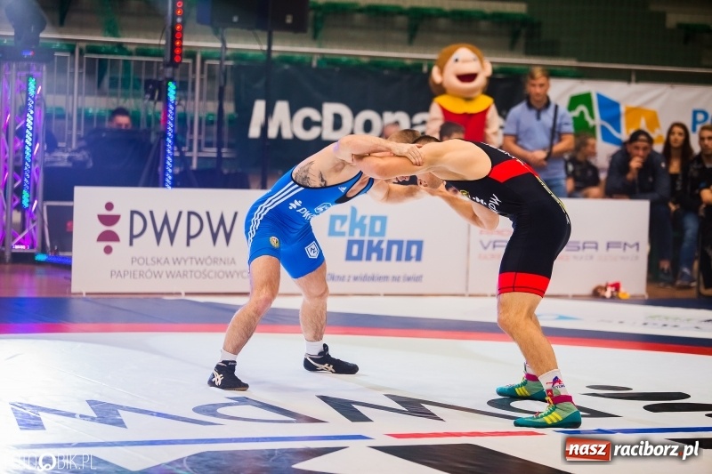 Zdjęcie w galerii na portalu naszraciborz.pl: Porażka MKZ Unii Racibórz na inaugurację PWPW Krajowej Ligi Zapaśniczej wiadomości z regionu