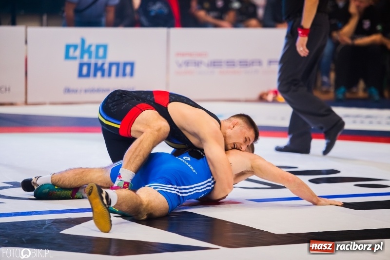 Zdjęcie w galerii na portalu naszraciborz.pl: Porażka MKZ Unii Racibórz na inaugurację PWPW Krajowej Ligi Zapaśniczej wiadomości z regionu