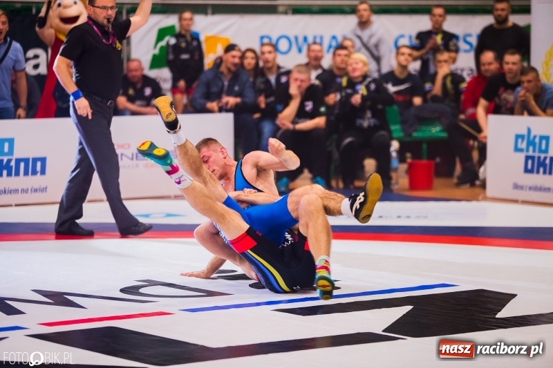 Zdjęcie w galerii na portalu naszraciborz.pl: Porażka MKZ Unii Racibórz na inaugurację PWPW Krajowej Ligi Zapaśniczej wiadomości z regionu