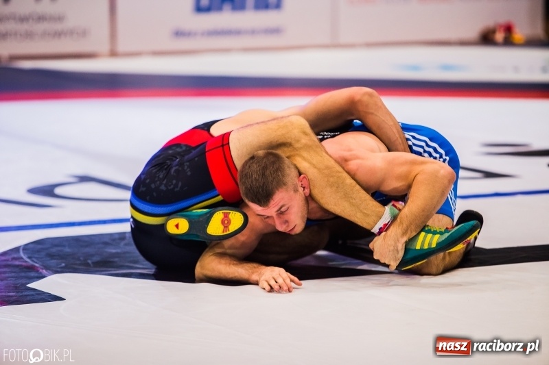 Zdjęcie w galerii na portalu naszraciborz.pl: Porażka MKZ Unii Racibórz na inaugurację PWPW Krajowej Ligi Zapaśniczej wiadomości z regionu