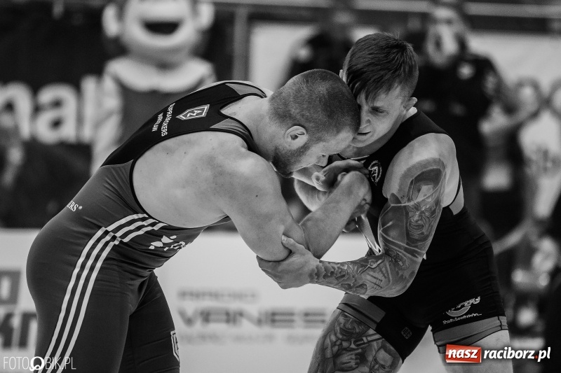 Zdjęcie w galerii na portalu naszraciborz.pl: Porażka MKZ Unii Racibórz na inaugurację PWPW Krajowej Ligi Zapaśniczej wiadomości z regionu