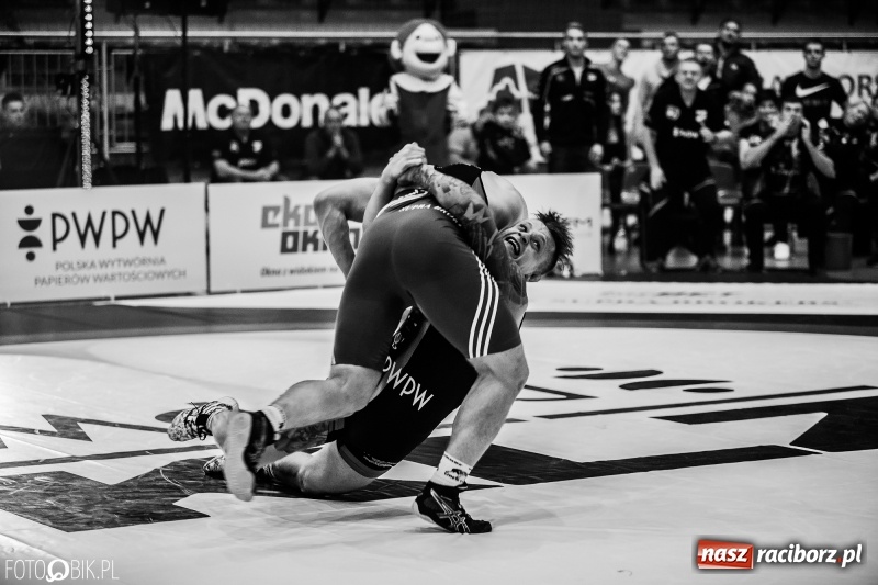 Zdjęcie w galerii na portalu naszraciborz.pl: Porażka MKZ Unii Racibórz na inaugurację PWPW Krajowej Ligi Zapaśniczej wiadomości z regionu