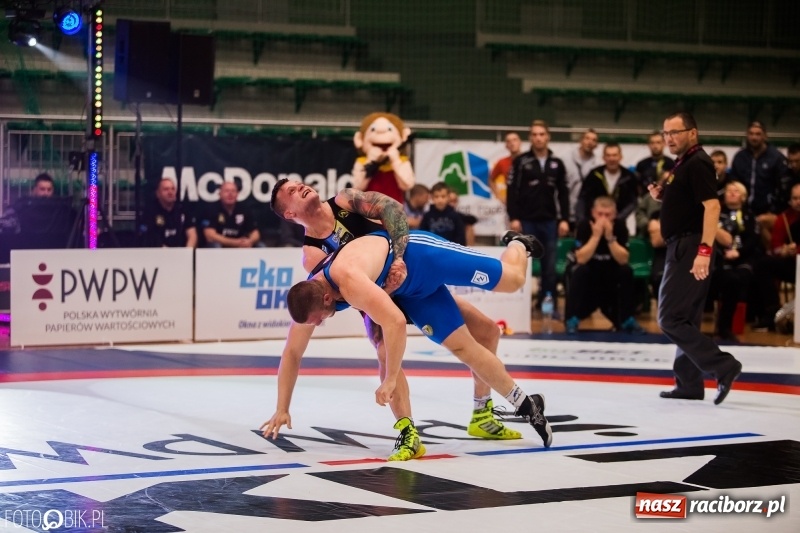 Zdjęcie w galerii na portalu naszraciborz.pl: Porażka MKZ Unii Racibórz na inaugurację PWPW Krajowej Ligi Zapaśniczej wiadomości z regionu