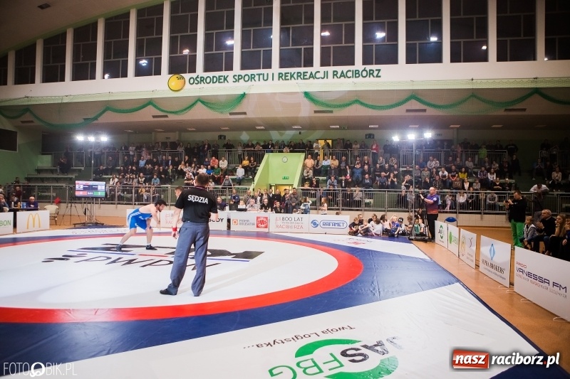 Zdjęcie w galerii na portalu naszraciborz.pl: Porażka MKZ Unii Racibórz na inaugurację PWPW Krajowej Ligi Zapaśniczej wiadomości z regionu