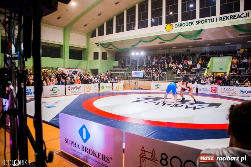 Zdjęcie w galerii na portalu naszraciborz.pl: Porażka MKZ Unii Racibórz na inaugurację PWPW Krajowej Ligi Zapaśniczej wiadomości z regionu