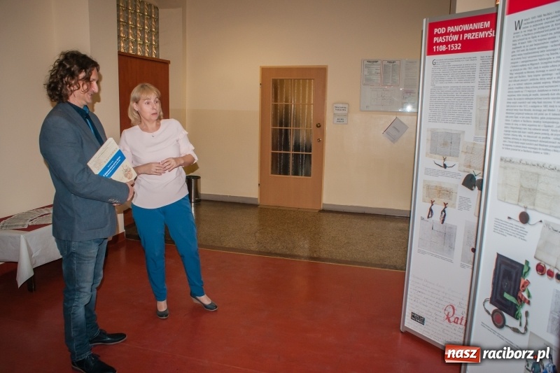 Zdjęcie w galerii na portalu naszraciborz.pl: Osiem wieków Raciborza w dokumencie archiwalnym  wiadomości z regionu