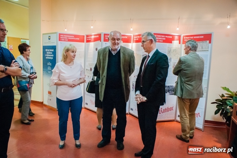 Zdjęcie w galerii na portalu naszraciborz.pl: Osiem wieków Raciborza w dokumencie archiwalnym  wiadomości z regionu