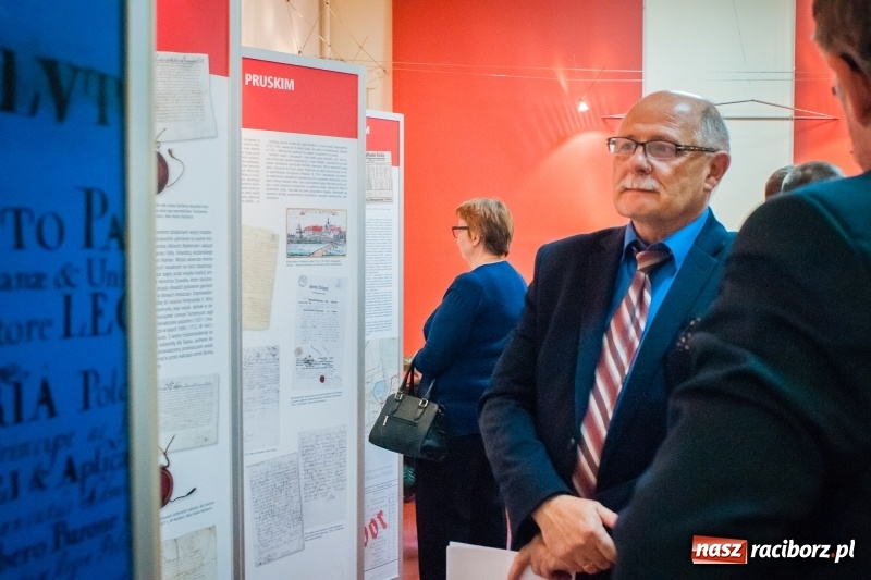 Zdjęcie w galerii na portalu naszraciborz.pl: Osiem wieków Raciborza w dokumencie archiwalnym  wiadomości z regionu