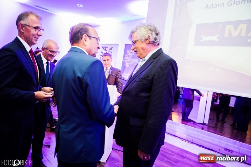 Zdjęcie w galerii na portalu naszraciborz.pl: Wręczono Filary Ziemi Raciborskiej. Gala w hotelu Racibor wiadomości z regionu