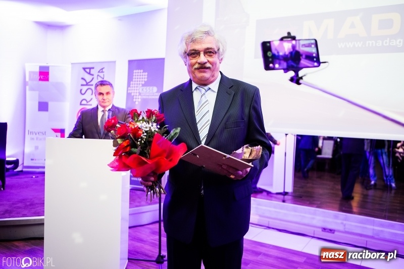 Zdjęcie w galerii na portalu naszraciborz.pl: Wręczono Filary Ziemi Raciborskiej. Gala w hotelu Racibor wiadomości z regionu